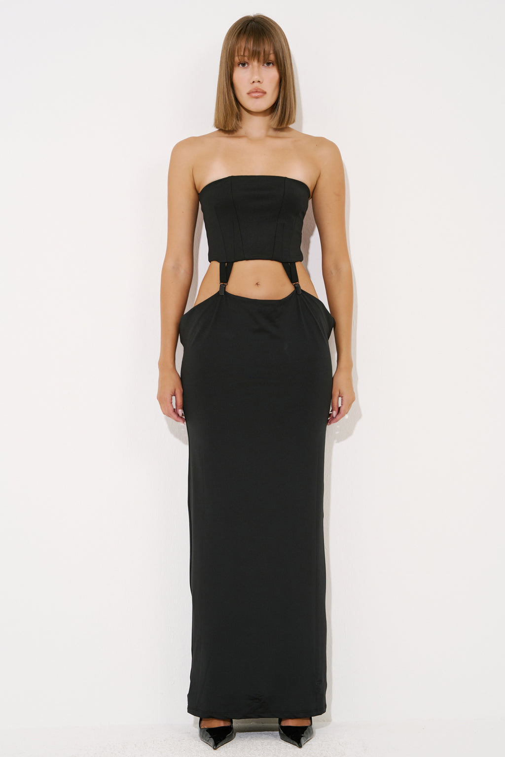 Straplez Cutout Detaylı Maxi Elbise